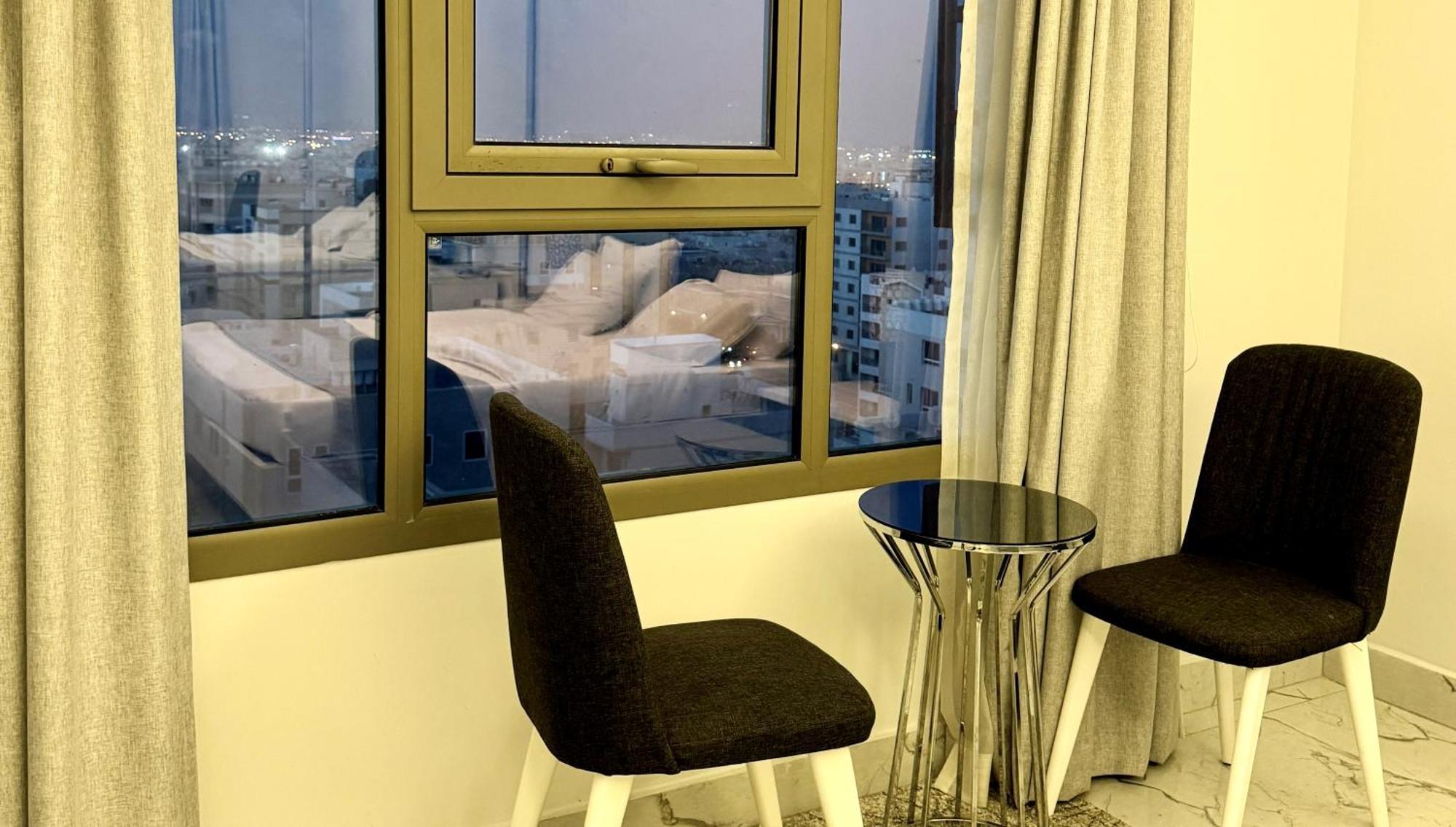 Al Safwa One Apartment Al Hidd Exterior photo