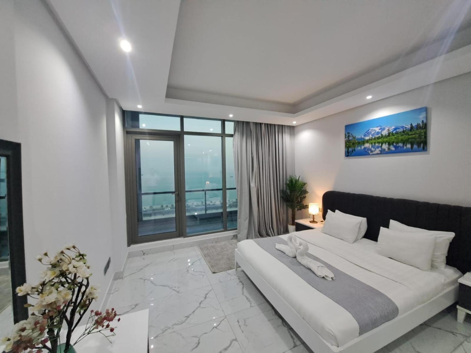 Al Safwa One Apartment Al Hidd Exterior photo