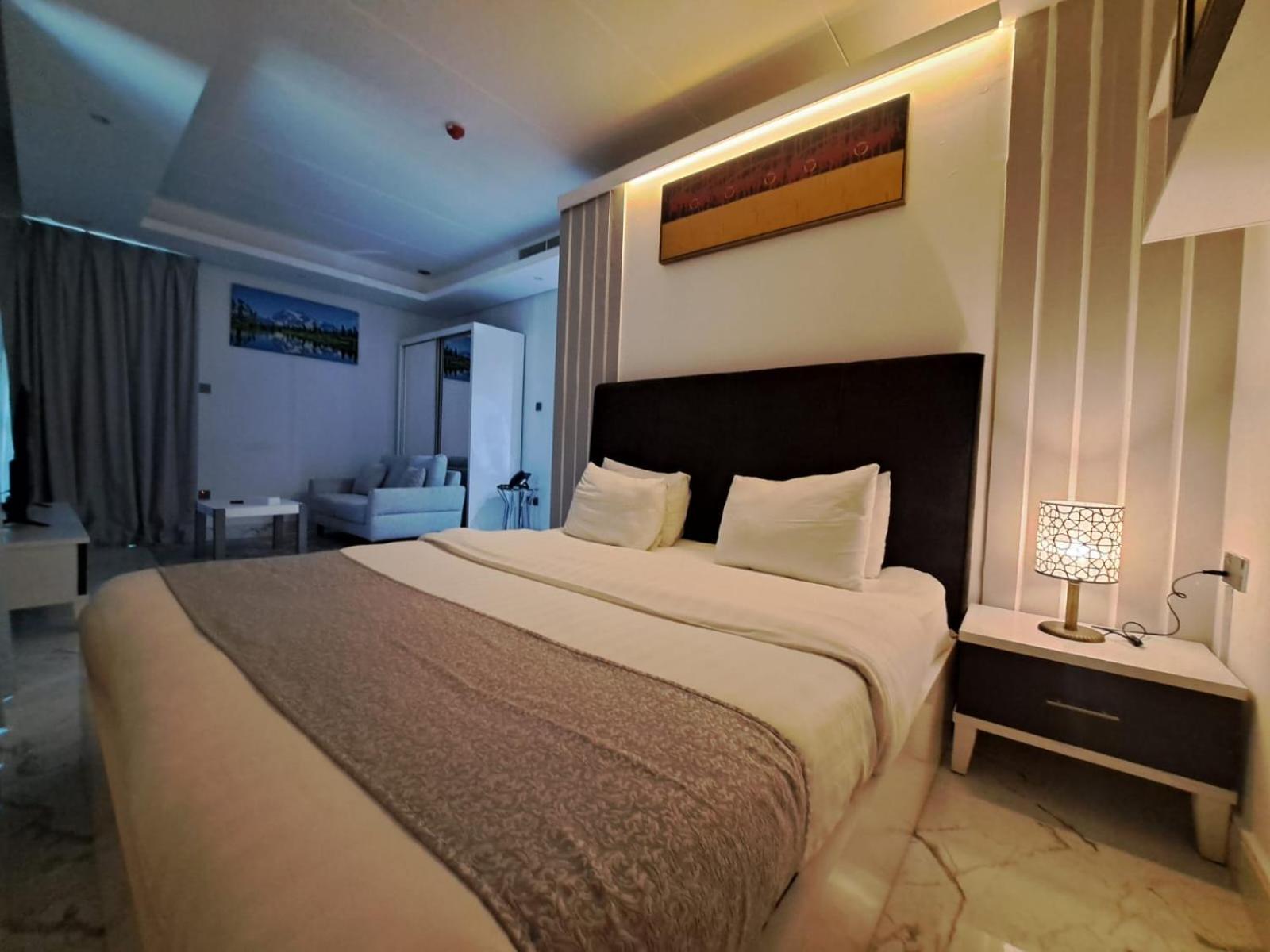 Al Safwa One Apartment Al Hidd Exterior photo
