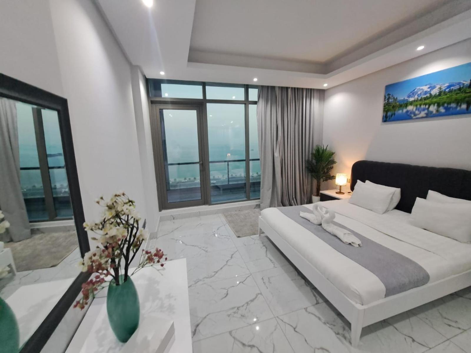 Al Safwa One Apartment Al Hidd Exterior photo