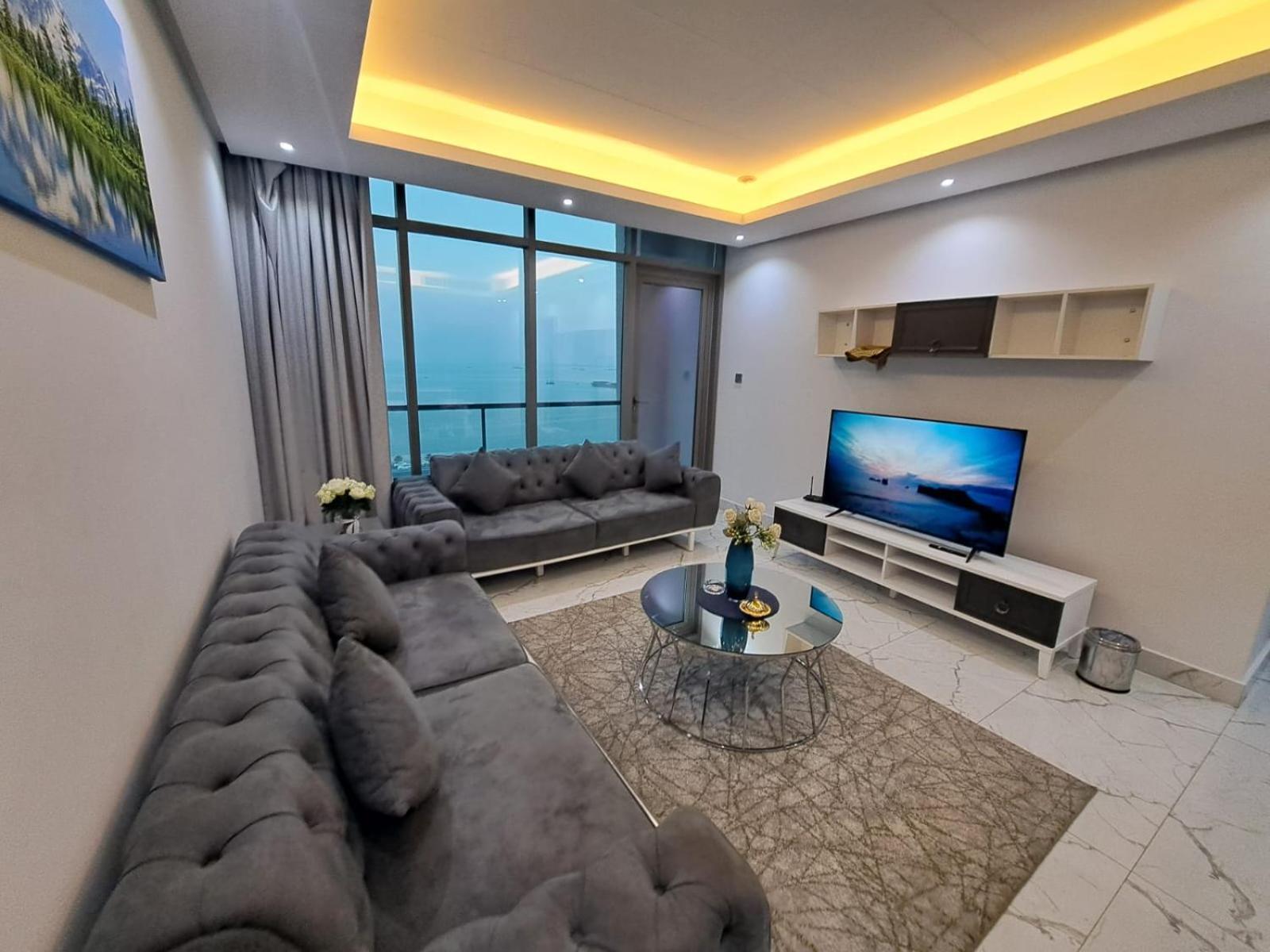 Al Safwa One Apartment Al Hidd Exterior photo