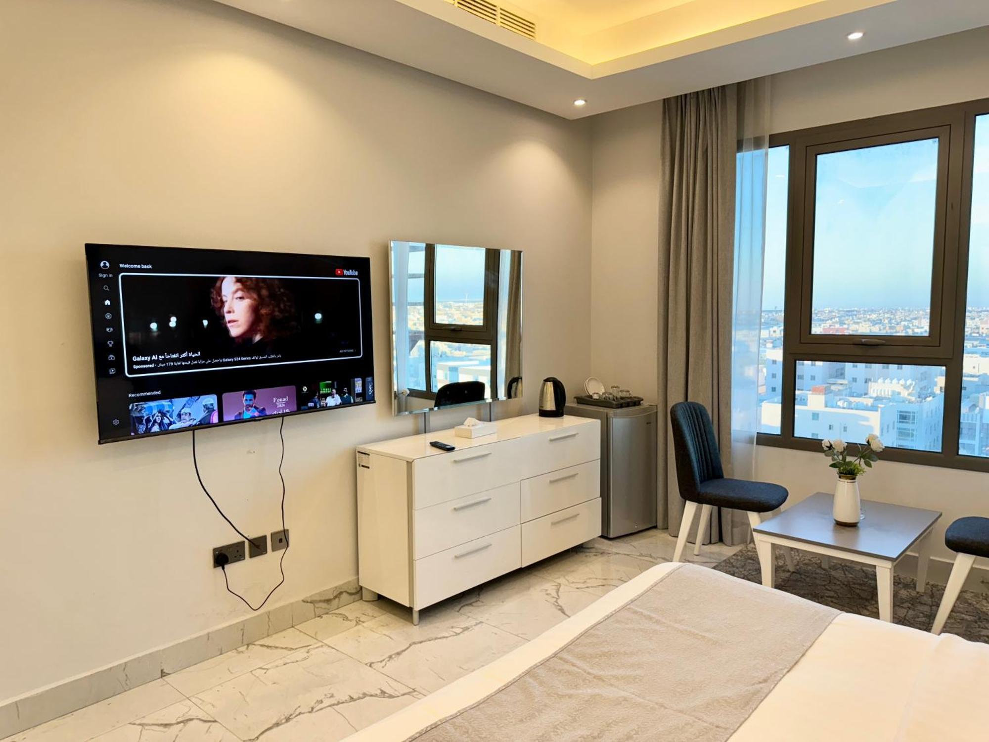 Al Safwa One Apartment Al Hidd Exterior photo