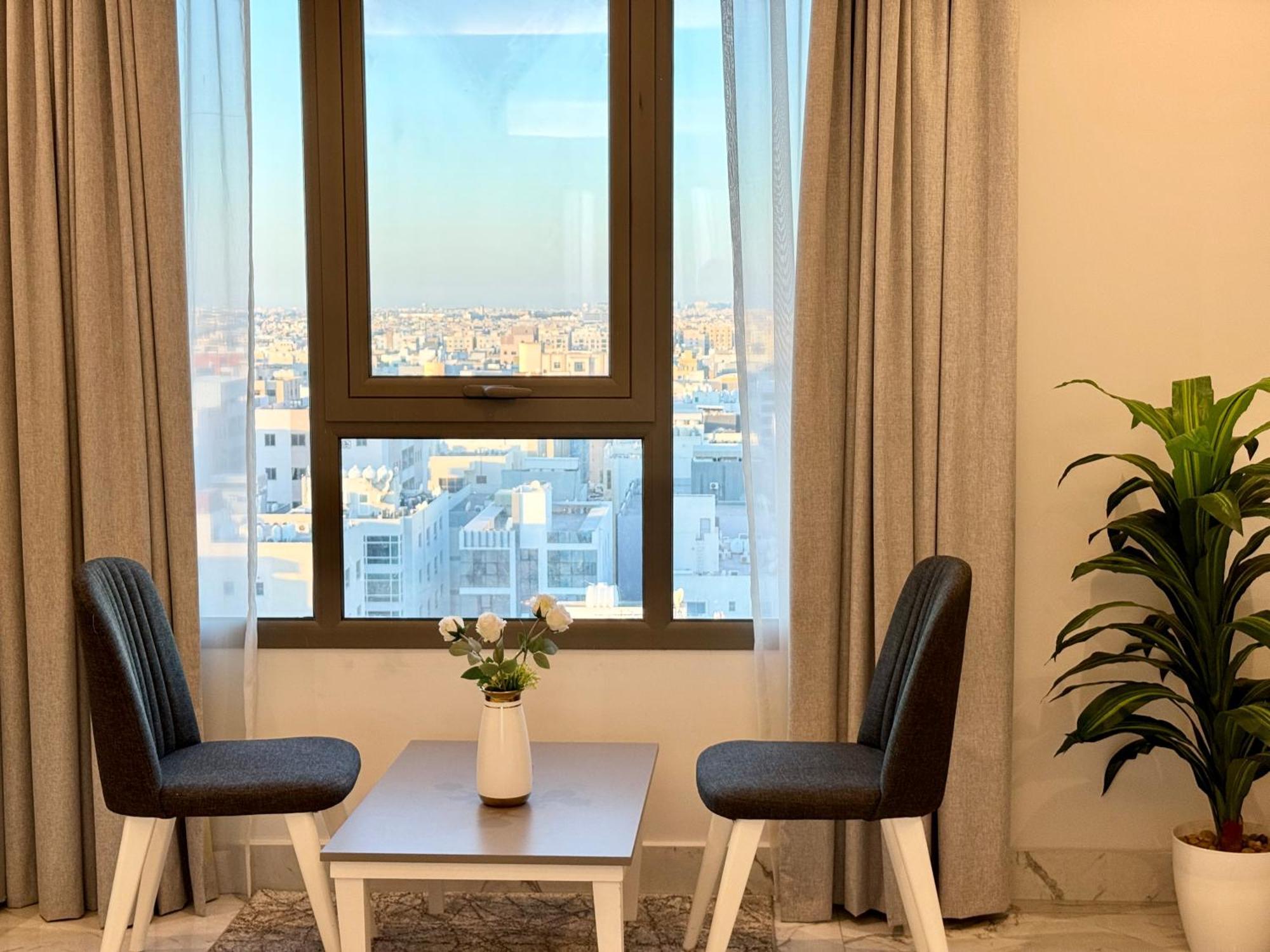 Al Safwa One Apartment Al Hidd Exterior photo